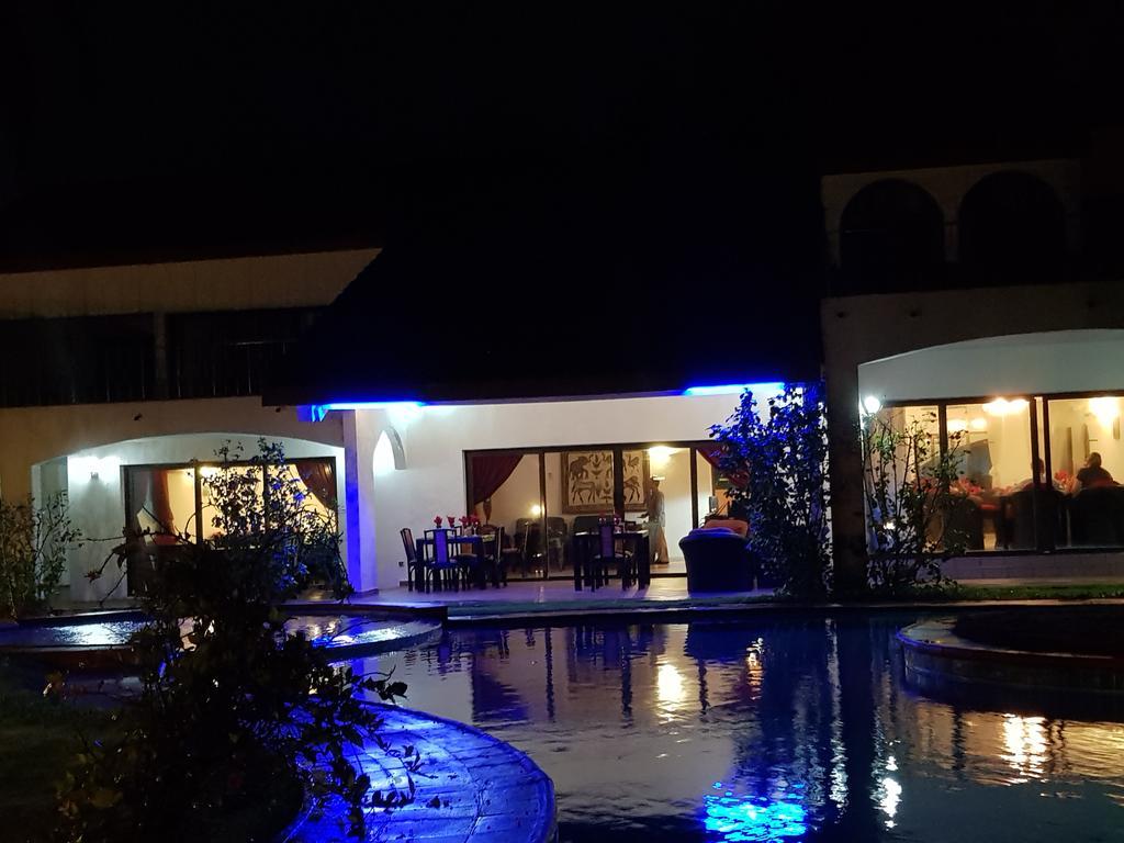 Résidence Hôtelière Océane Libreville Exterior foto